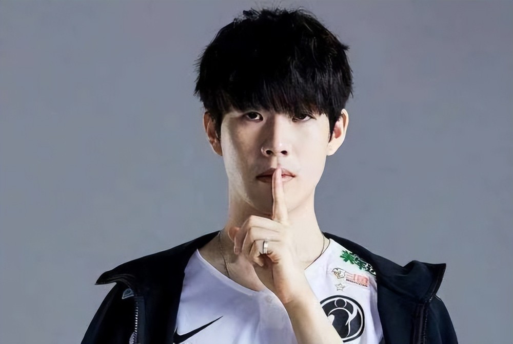 配与赛场环 配与赛场环